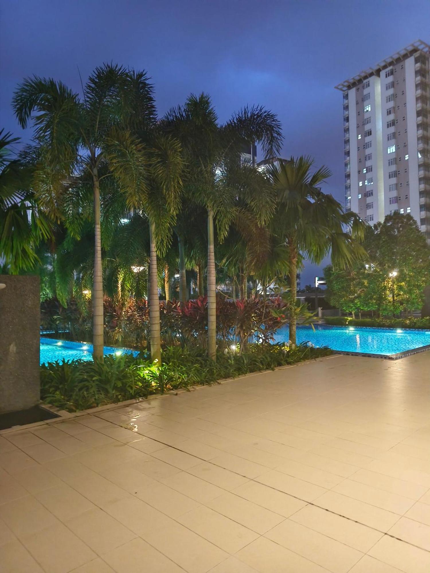 The Moon Homestay At Putrajaya Exterior foto
